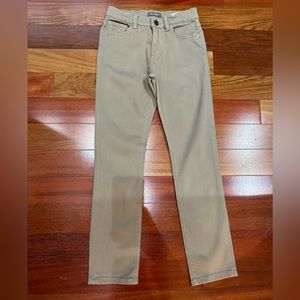 LIKE NEW DL1961 Slim Fit Brady Jeans
